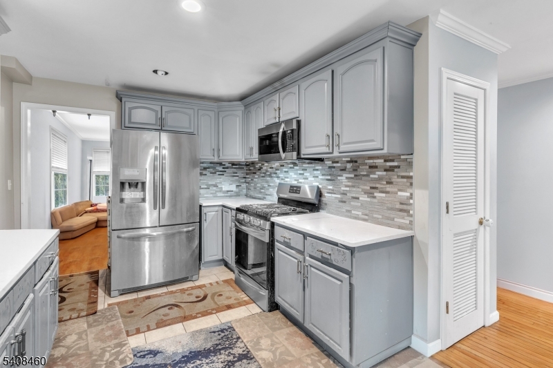 708 East Front Street, Unit 5 Plainfield, NJ 07062 - Photo 4 of 23