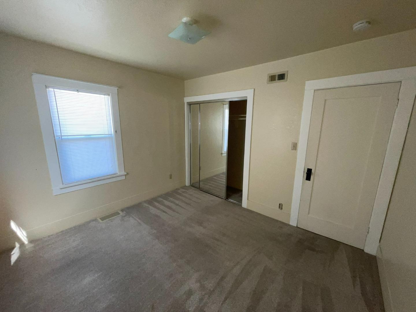 697 Middlefield Road Salinas, CA 93906 - Photo 14 of 27 Gallery Image 14