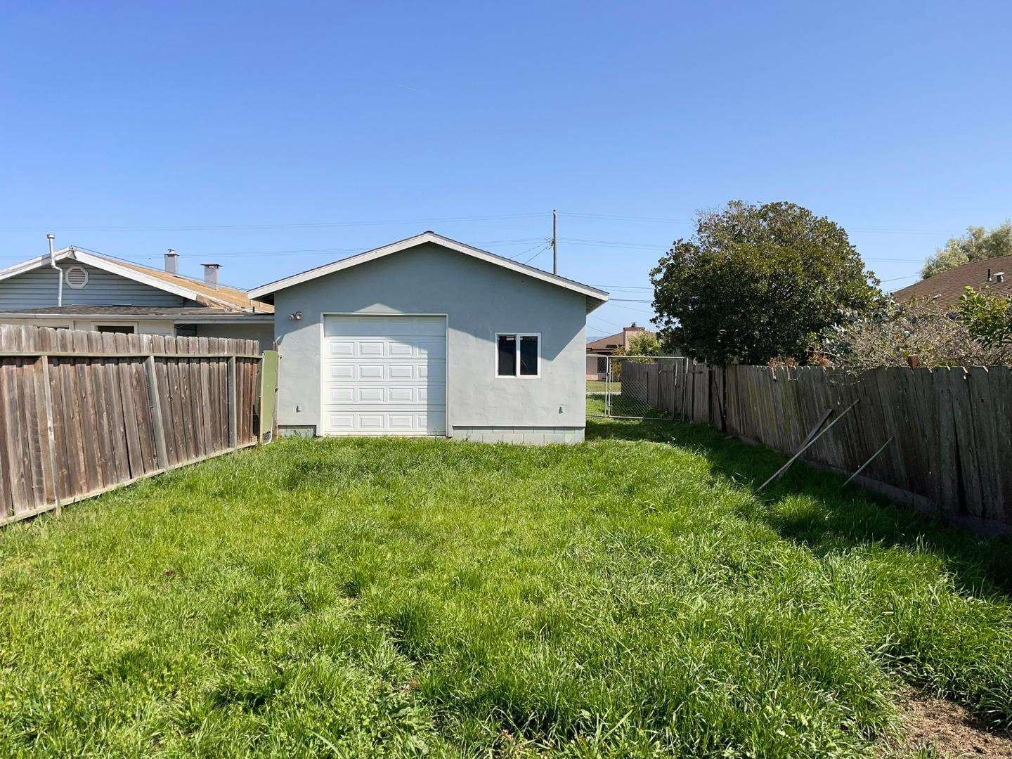 697 Middlefield Road Salinas, CA 93906 - Photo 23 of 27 Gallery Image 23