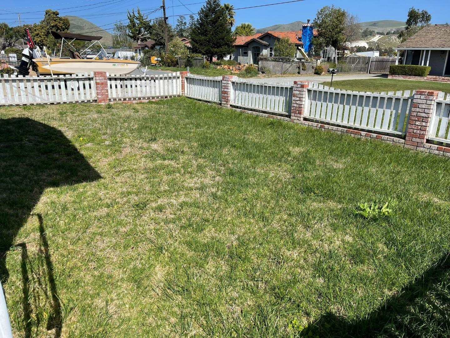 697 Middlefield Road Salinas, CA 93906 - Photo 3 of 27 Gallery Image 3