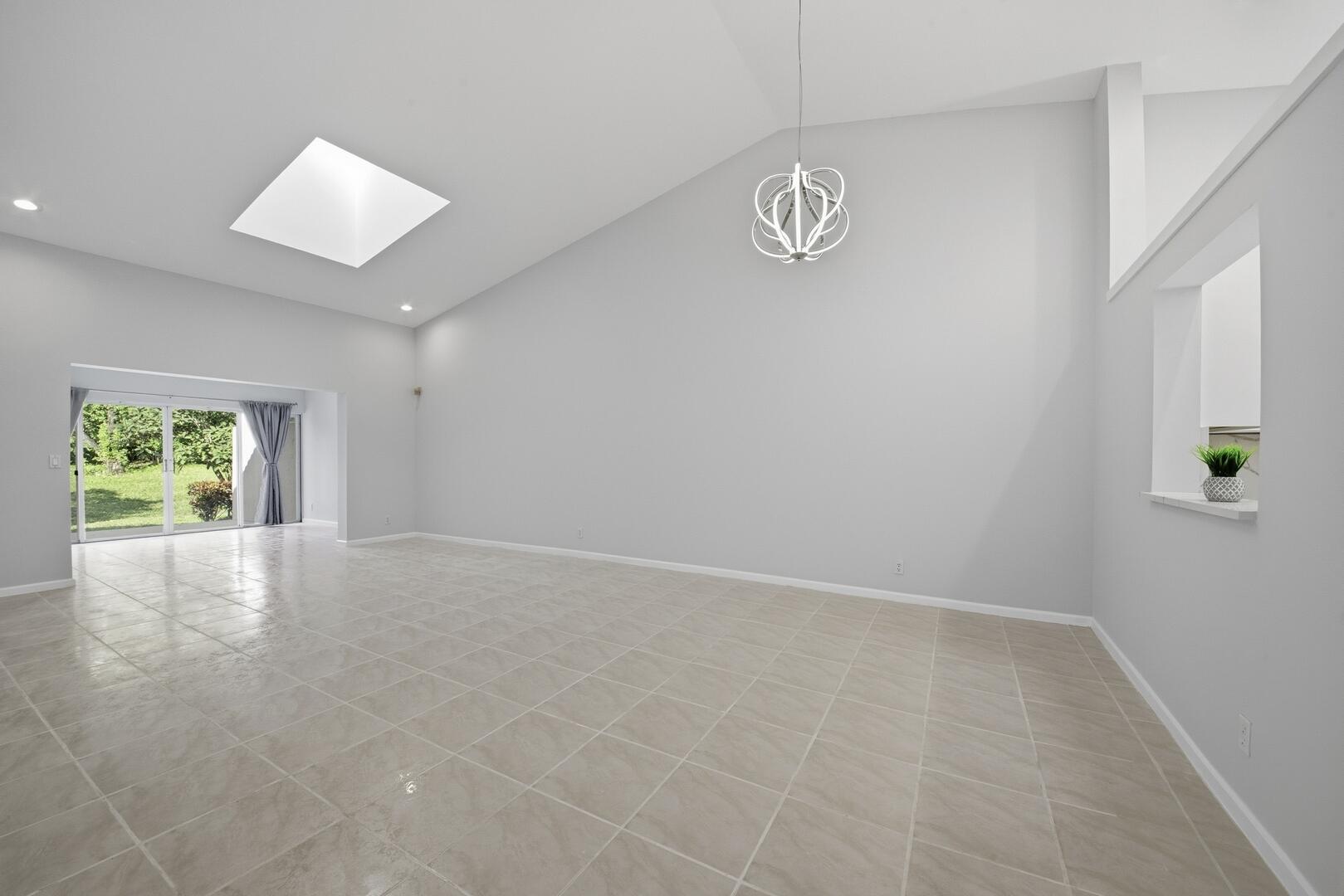 7617 Island Breeze Terrace Boynton Beach, FL 33437 - Photo 20 of 46 an empty room with windows