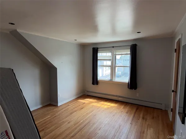 $2,900 | 29 Lenox Avenue, Unit 2, Westbury, NY 11590