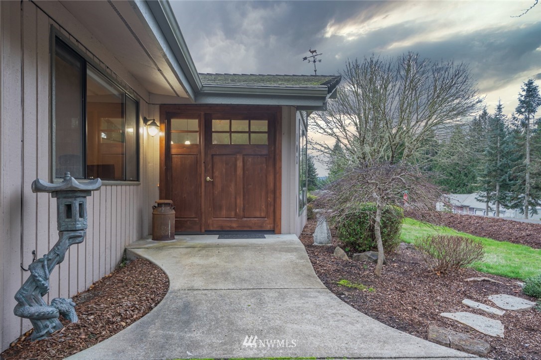 102 Pine Drive Chehalis, WA 98532 - Photo 2 of 18