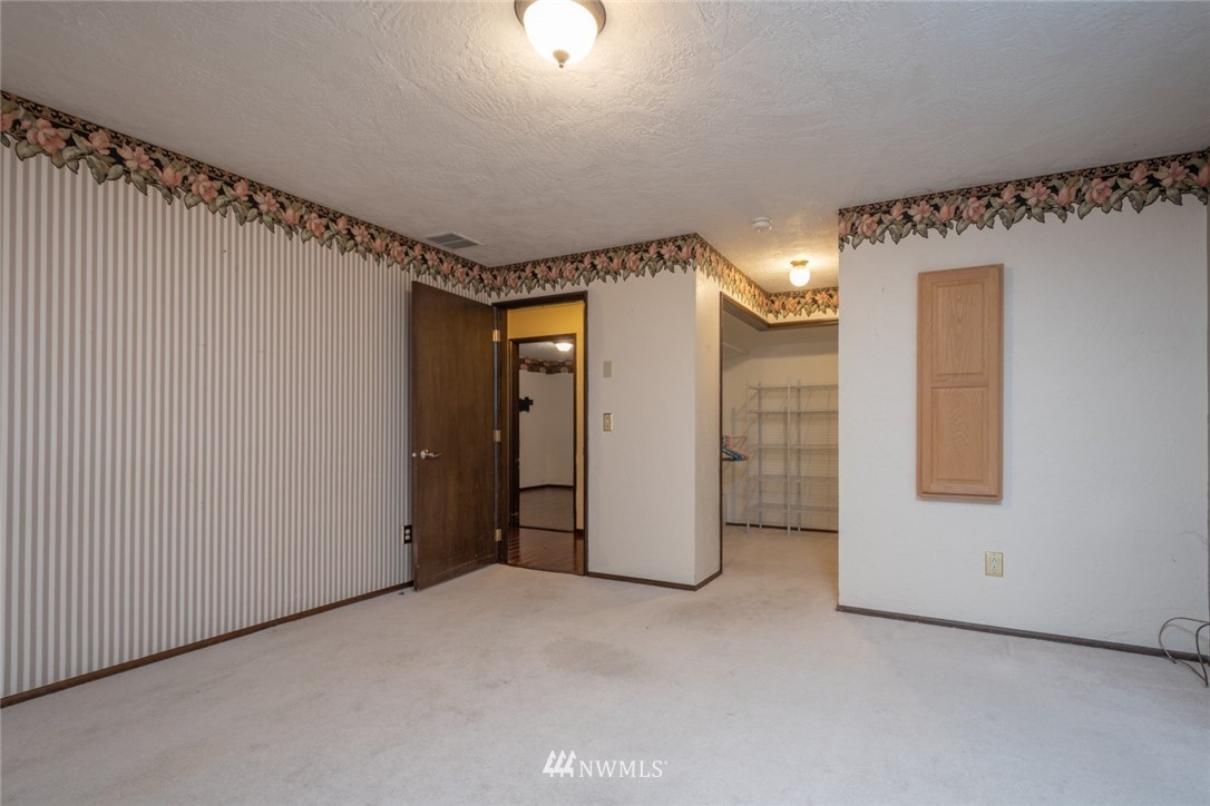 102 Pine Drive Chehalis, WA 98532 - Photo 11 of 18