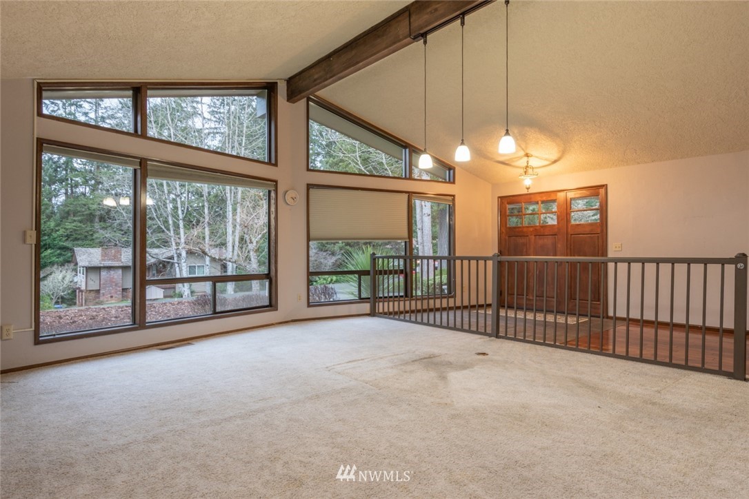 102 Pine Drive Chehalis, WA 98532 - Photo 3 of 18