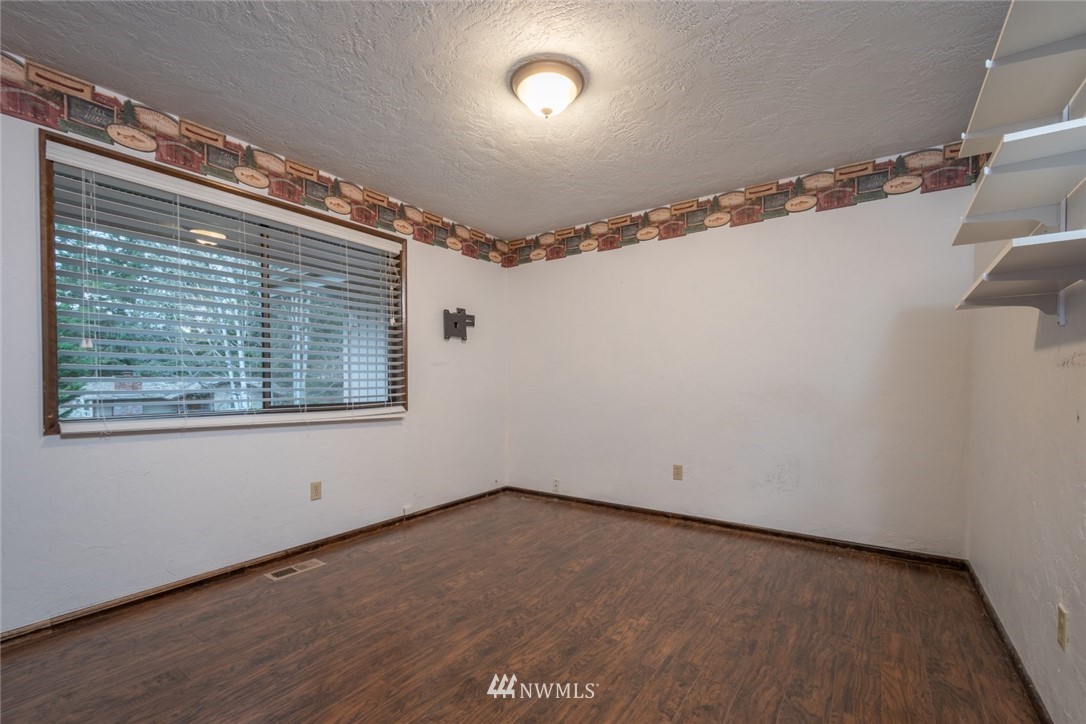 102 Pine Drive Chehalis, WA 98532 - Photo 9 of 18