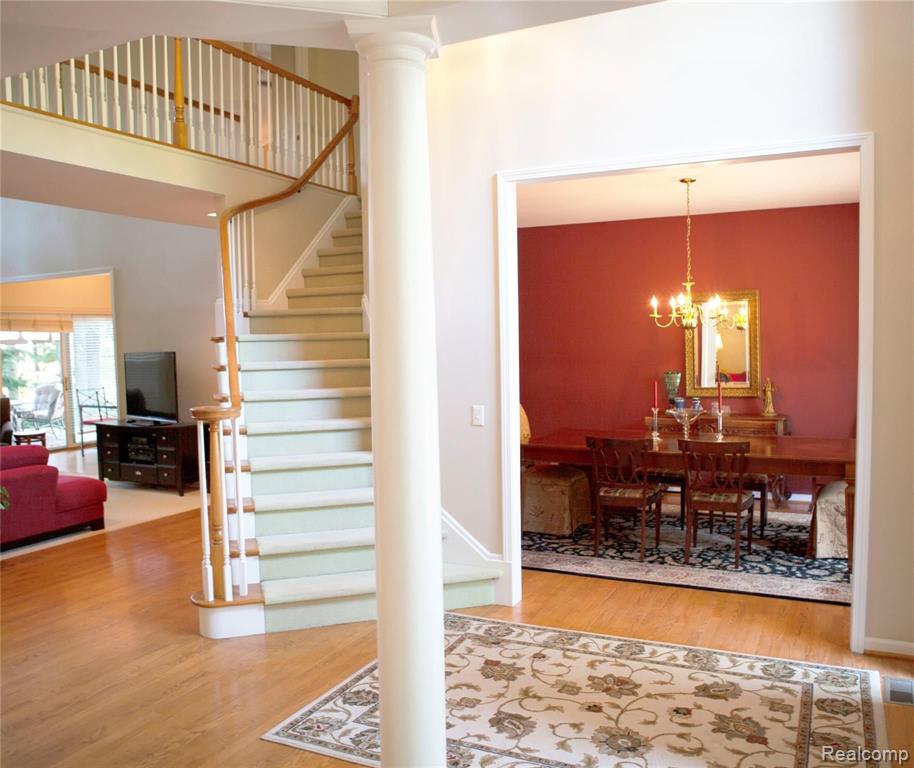 1100 Chesapeake Rochester Hills, MI 48307 - Photo 4 of 27