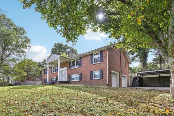 $575,000 | 2411 Cloverdale Road, Nashville, TN 37214