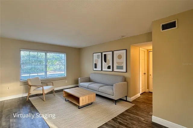 $1,295 | 5325 Curry Ford Road, Unit C101, Orlando, FL 32812