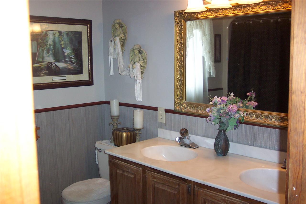 1809 Meyering Road Marion, MI 49665 - Photo 19 of 61 1818954-18.JPG