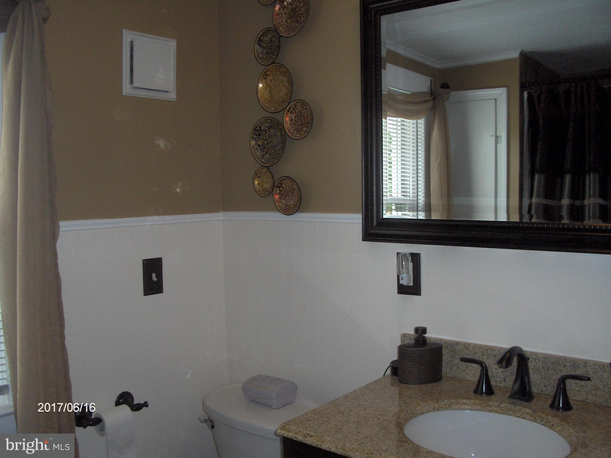 3219 Willoughby Road Baltimore, MD 21234 - Photo 16 of 29 Bath