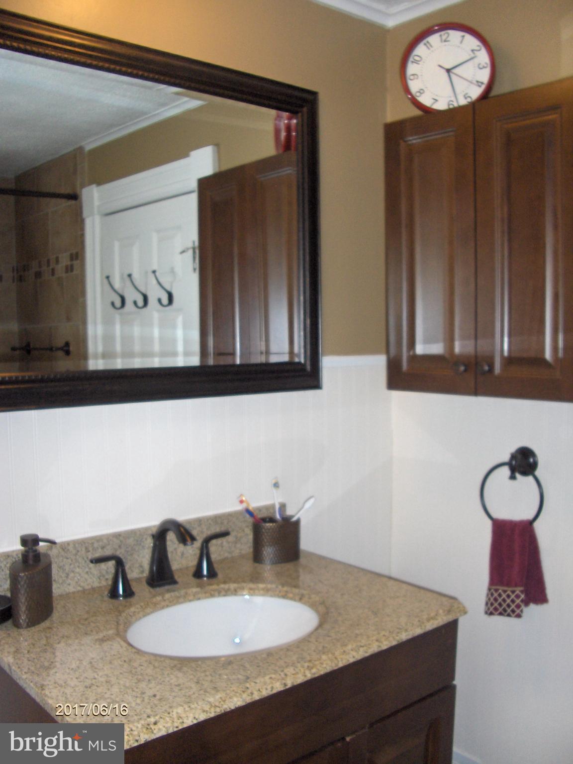 3219 Willoughby Road Baltimore, MD 21234 - Photo 17 of 29 Bath
