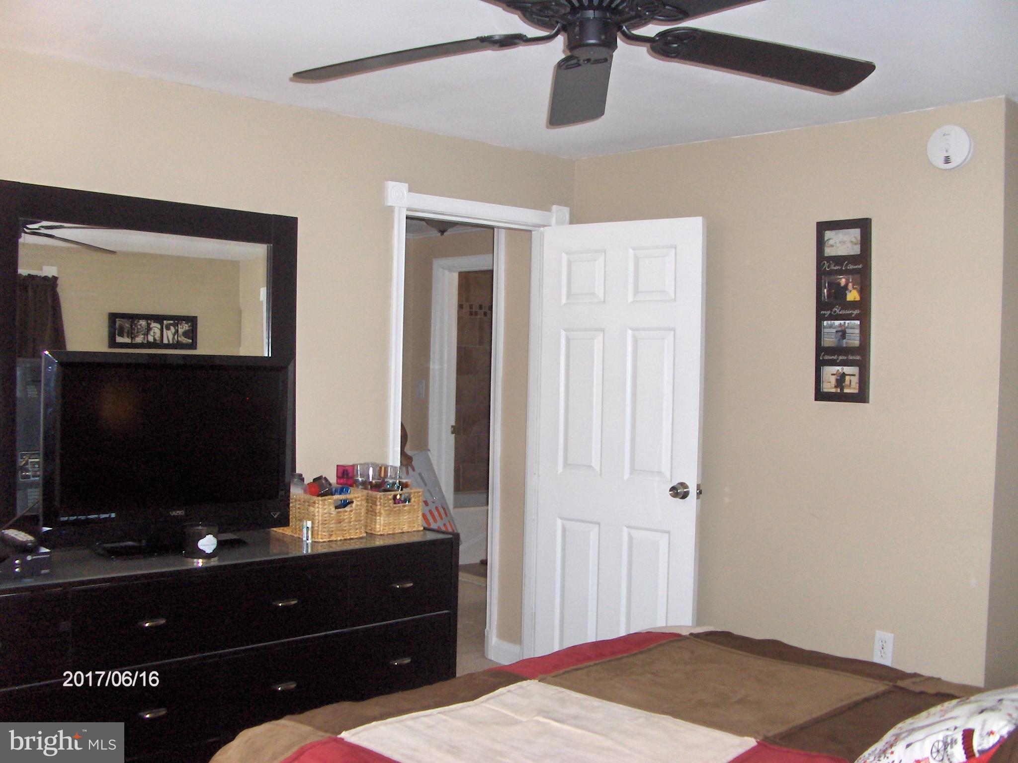 3219 Willoughby Road Baltimore, MD 21234 - Photo 22 of 29 Bedroom (Master)