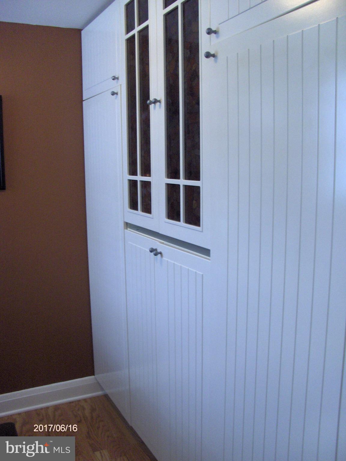 3219 Willoughby Road Baltimore, MD 21234 - Photo 6 of 29 Kitchen Wall Unit