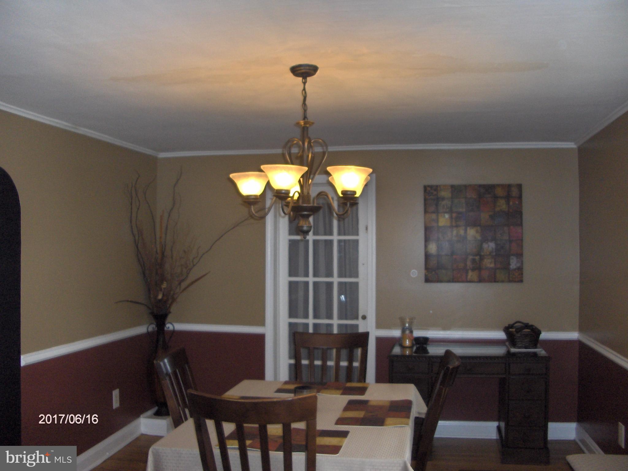 3219 Willoughby Road Baltimore, MD 21234 - Photo 7 of 29 Dining Room