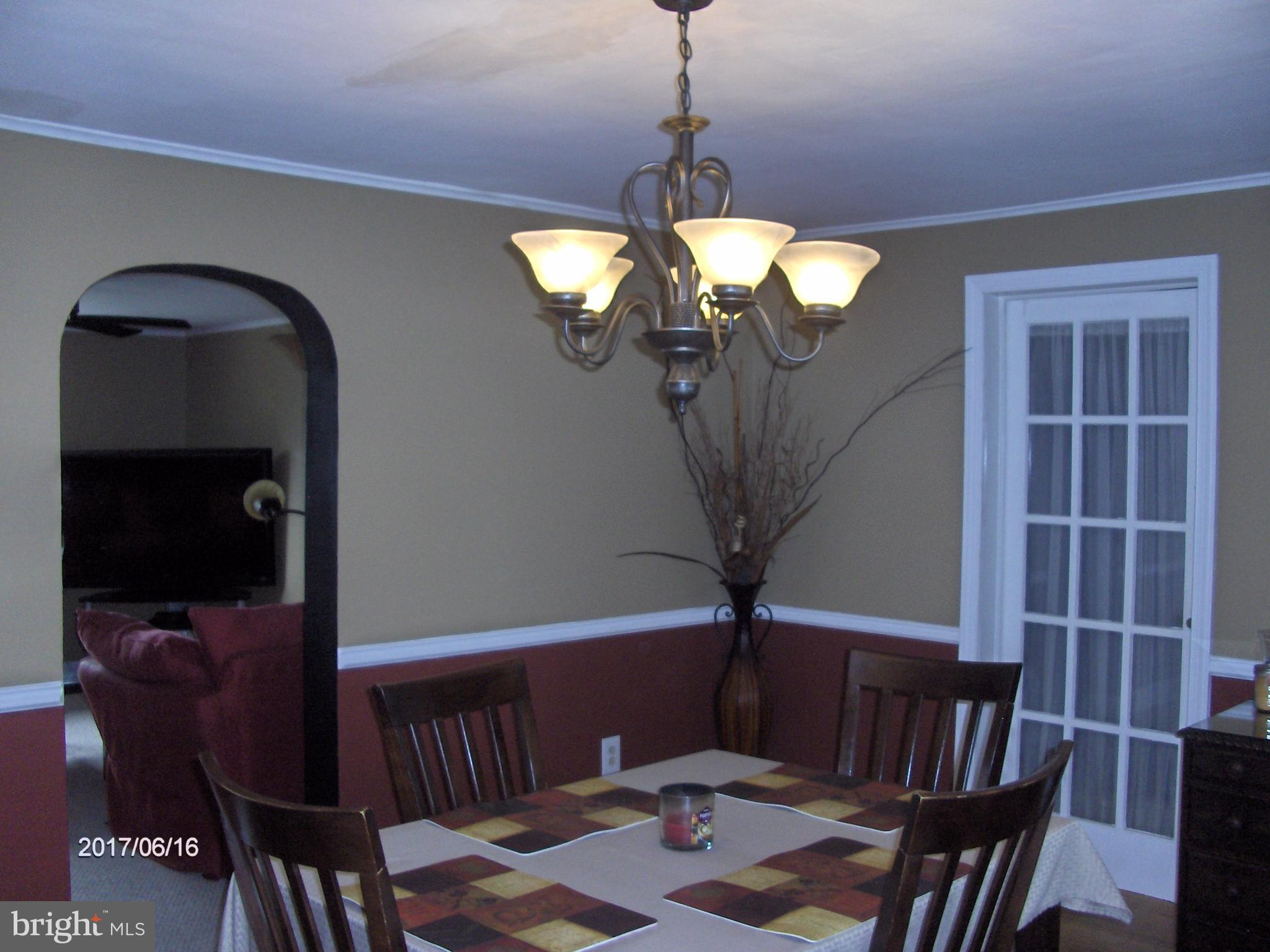 3219 Willoughby Road Baltimore, MD 21234 - Photo 8 of 29 Dining Room