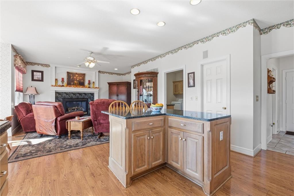 14733 Timber Lane Bonner Springs, KS 66012 - Photo 15 of 64