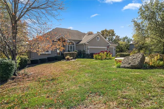 $799,950 | 14733 Timber Lane, Bonner Springs, KS 66012