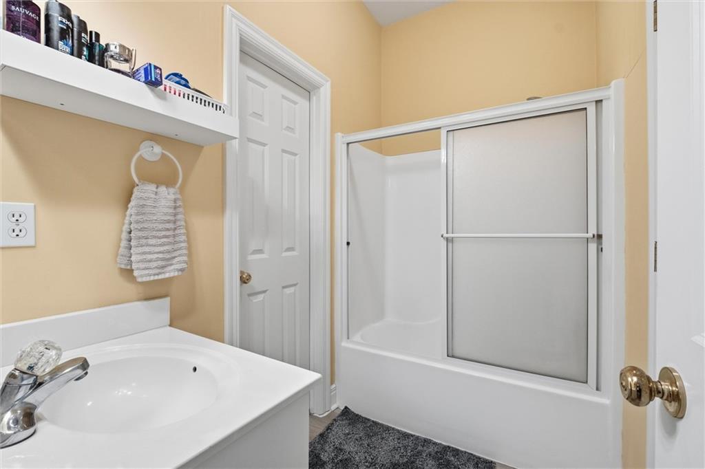 14733 Timber Lane Bonner Springs, KS 66012 - Photo 36 of 64