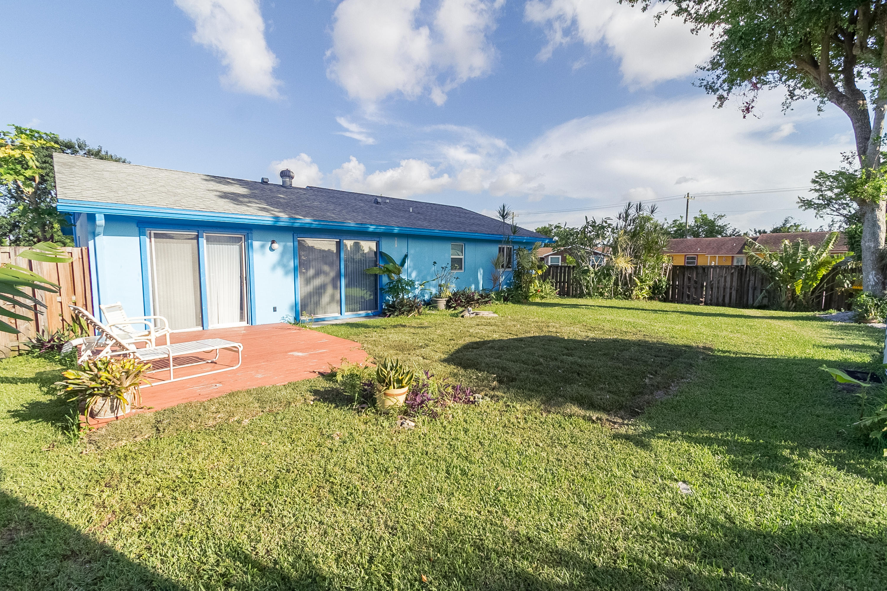 10417 Sleepy Brook Way Boca Raton, FL 33428 - Photo 3 of 18 Boca Trails Corner Lot! (2 of 4)