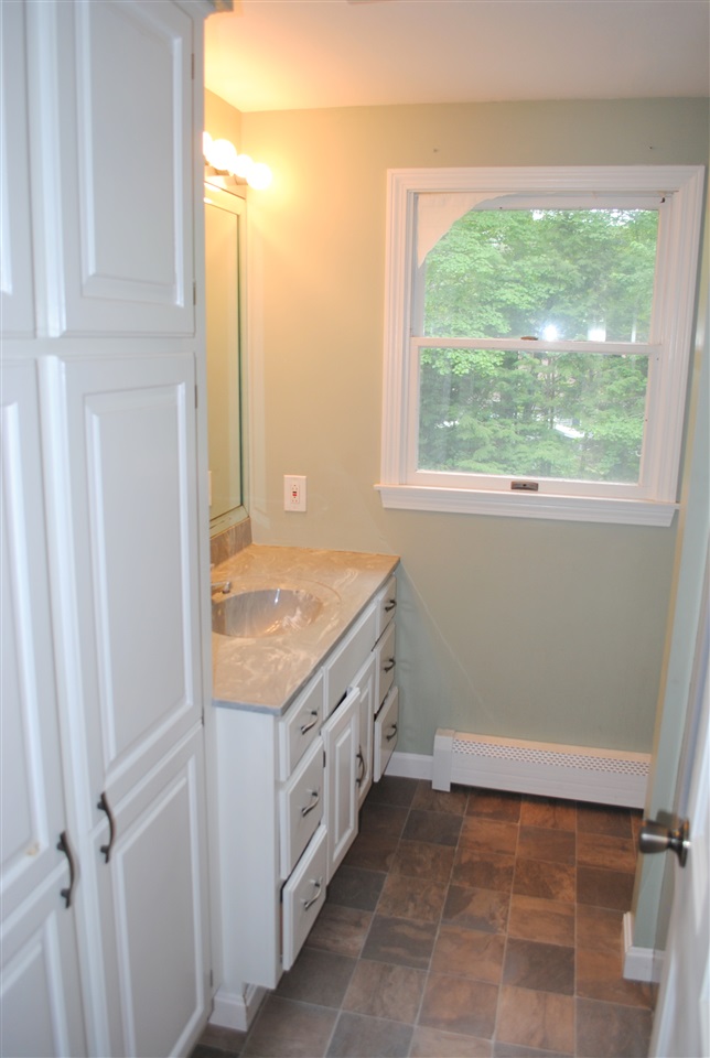 2 Rochester Avenue Rochester, NH 03867 - Photo 29 of 32