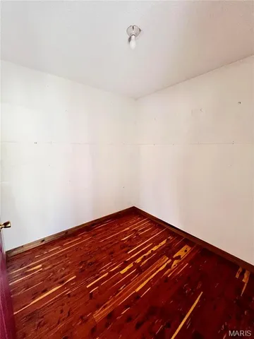 $194,900 | 16144 Horse Shoe Drive, Houston, MO 65483