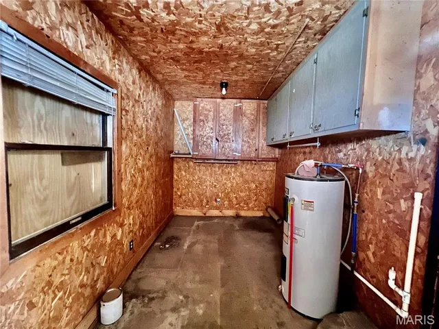 $194,900 | 16144 Horse Shoe Drive, Houston, MO 65483