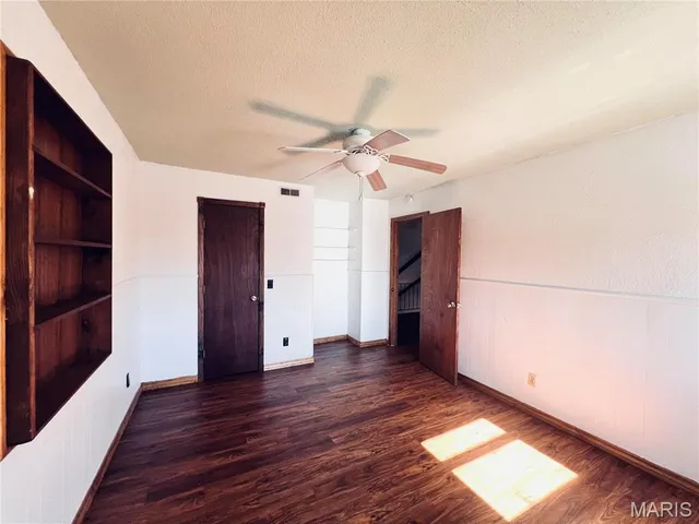 $194,900 | 16144 Horse Shoe Drive, Houston, MO 65483