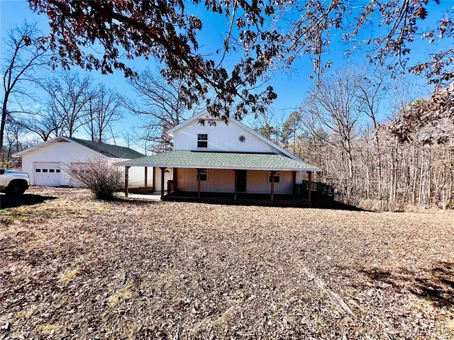 $194,900 | 16144 Horse Shoe Drive, Houston, MO 65483