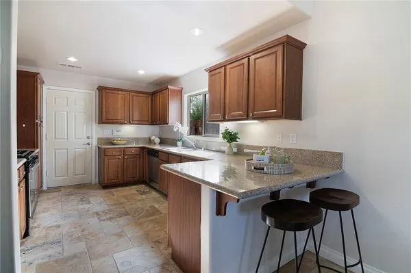 $749,000 | 14059 Carlton Lane, Sylmar, CA 91342