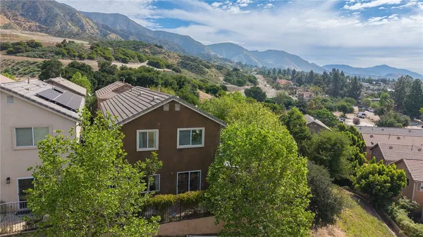 $749,000 | 14059 Carlton Lane, Sylmar, CA 91342