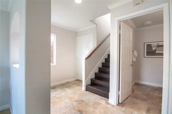 $749,000 | 14059 Carlton Lane, Sylmar, CA 91342