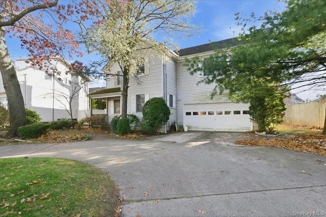 $1,200,000 | 467 West Broadway, Cedarhurst, NY 11516