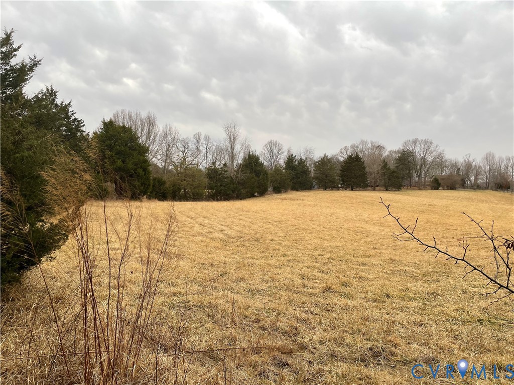 36 Rhodes Lane Cartersville, VA 23027 - Photo 3 of 10