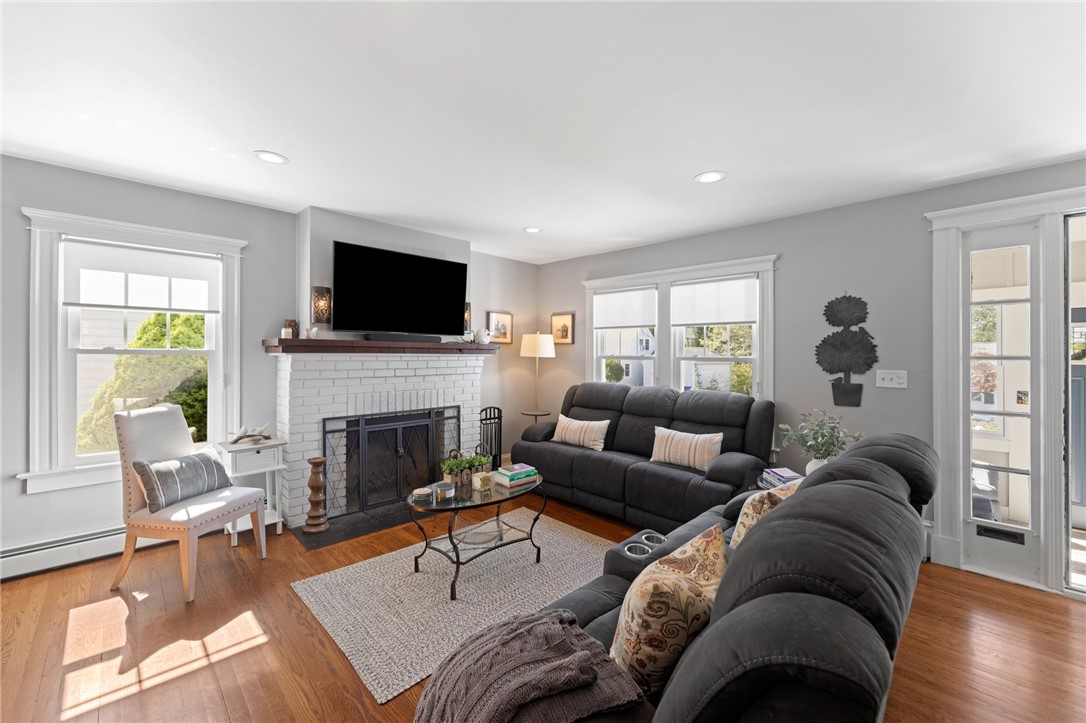 4 Westminster Street Westerly, RI 02891 - Photo 13 of 48