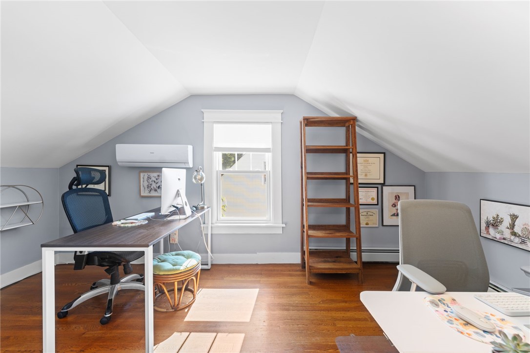 4 Westminster Street Westerly, RI 02891 - Photo 24 of 48