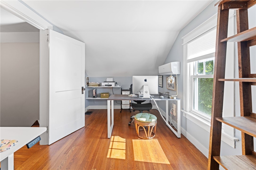 4 Westminster Street Westerly, RI 02891 - Photo 25 of 48