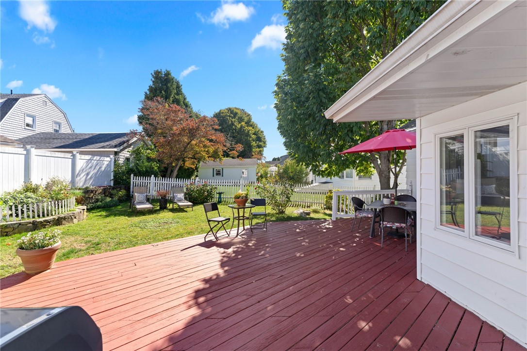 4 Westminster Street Westerly, RI 02891 - Photo 37 of 48