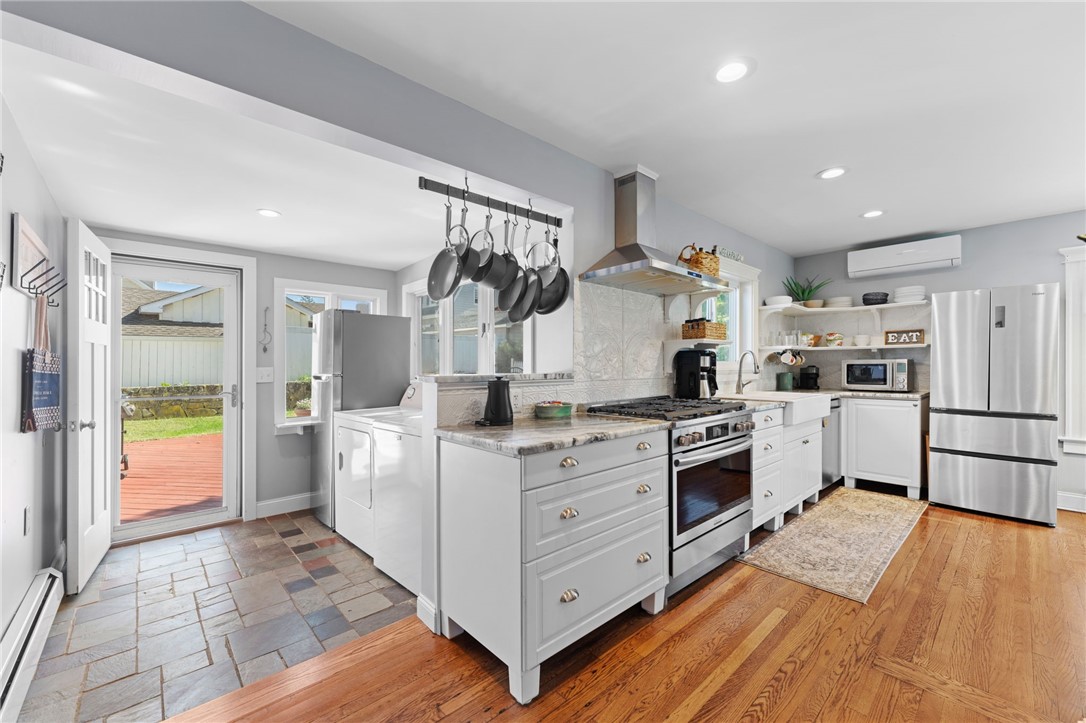 4 Westminster Street Westerly, RI 02891 - Photo 4 of 48