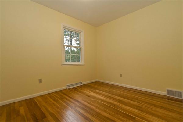 17 Howell Road Sudbury, MA 01776 - Photo 8 of 15