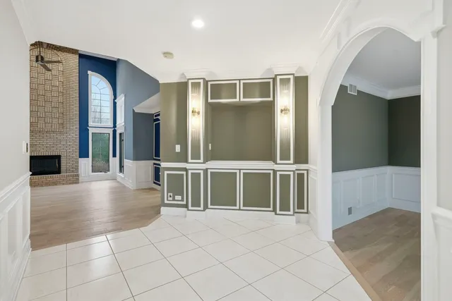 a view of a kitchen with washer and dryer