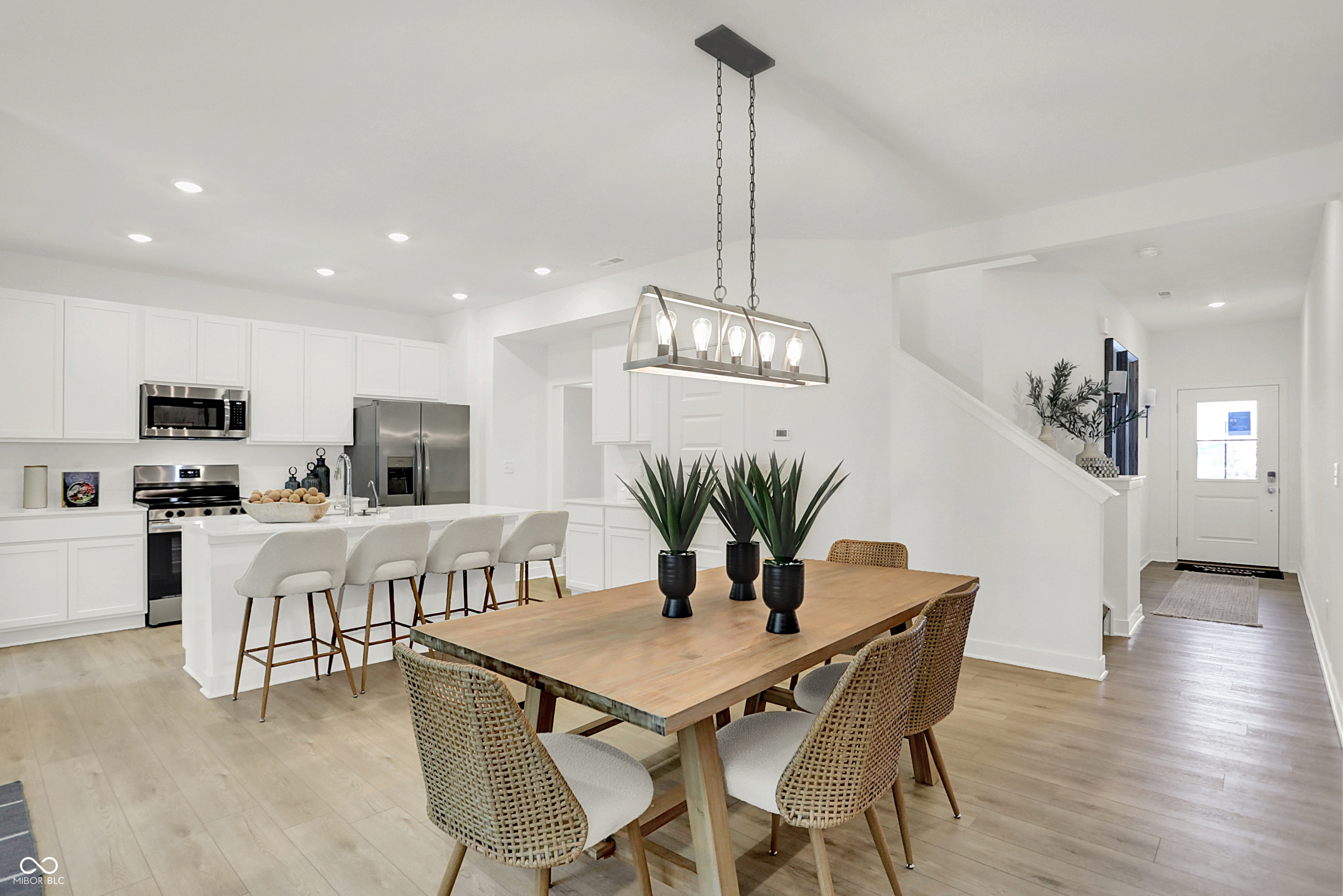 8117 Ridge Line Drive Pendleton, IN 46064 - Photo 5 of 29