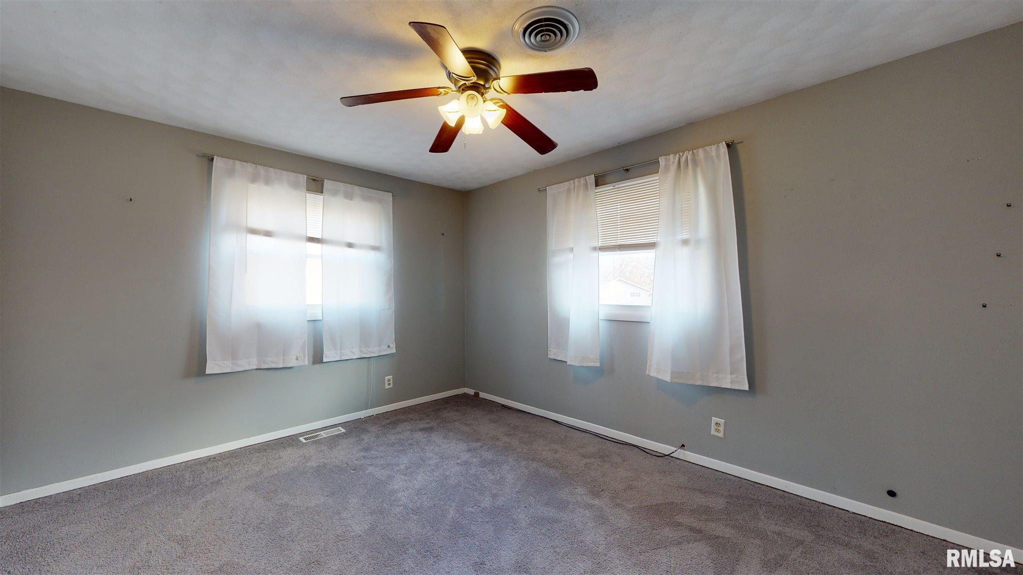 4816 South Valeta Court Mapleton, IL 61547 - Photo 19 of 34