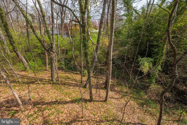 $1,350,000 | 3705 Templeton Place, Alexandria, VA 22304