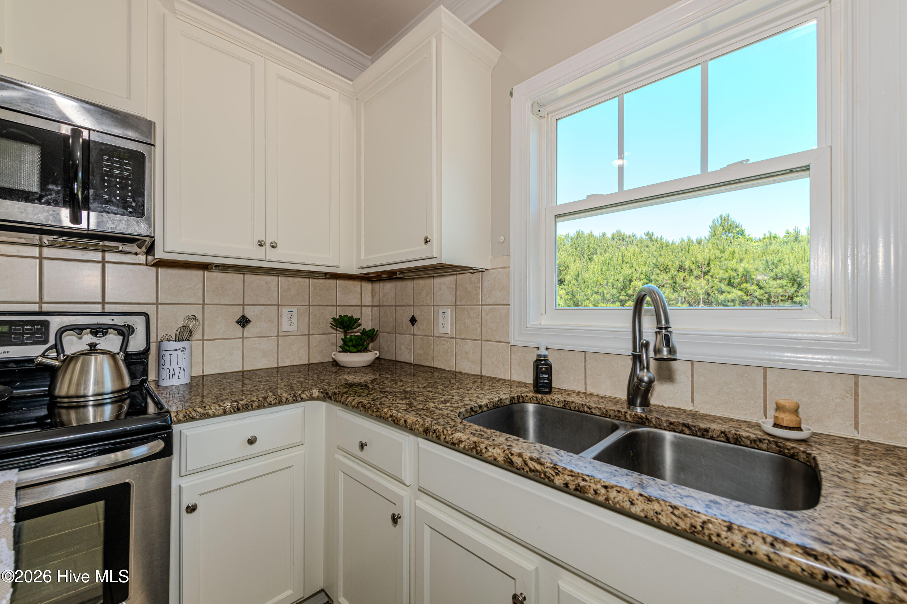 673 Morris Landing Road Holly Ridge, NC 28445 - Photo 29 of 125 Kitchen