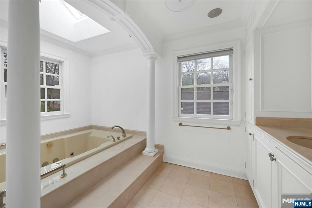 195 Elm Road Englewood, NJ 07631 - Photo 38 of 49