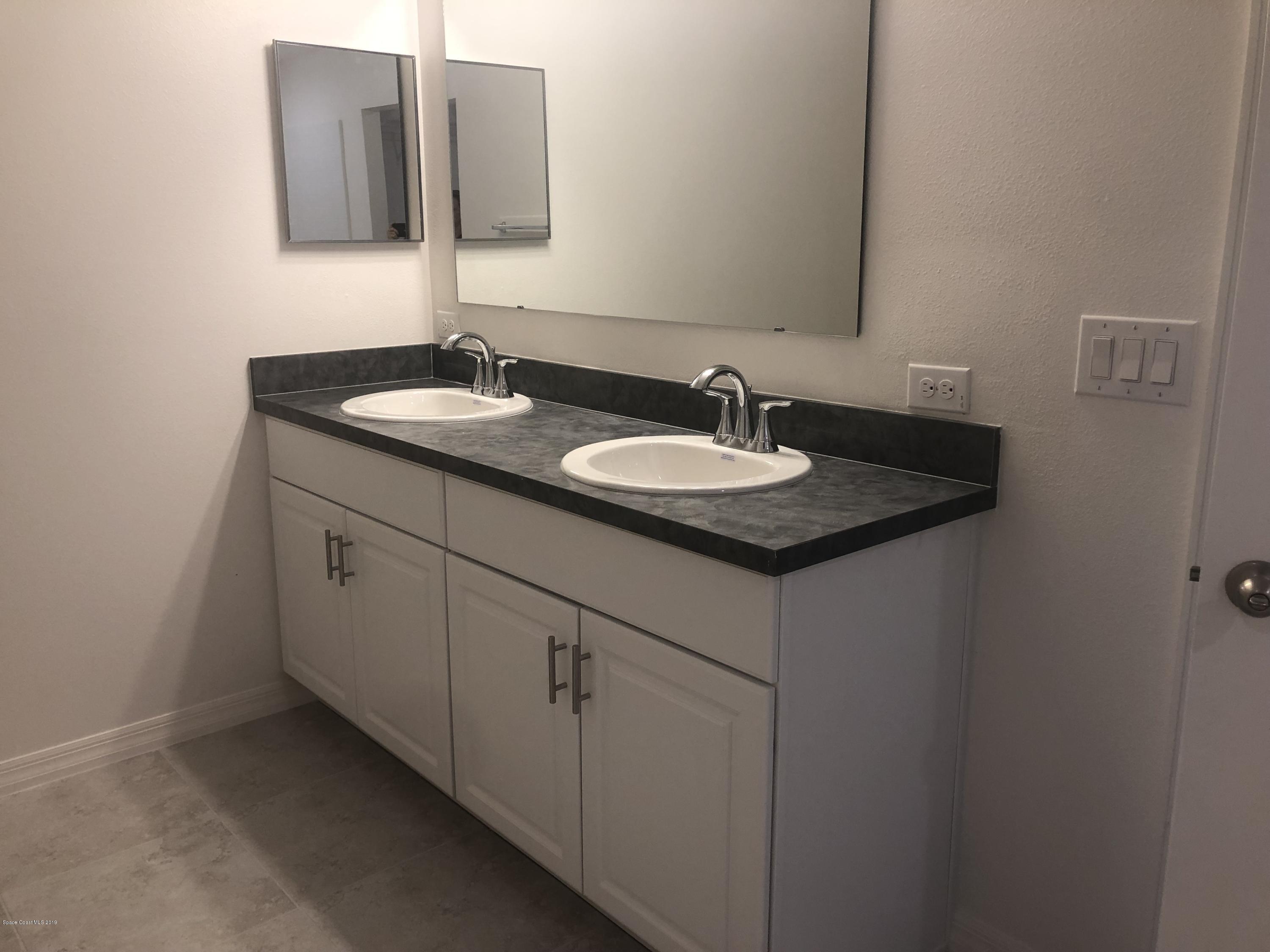 967 Castile Road Southeast Palm Bay, FL 32909 - Photo 13 of 17 IMG_3392