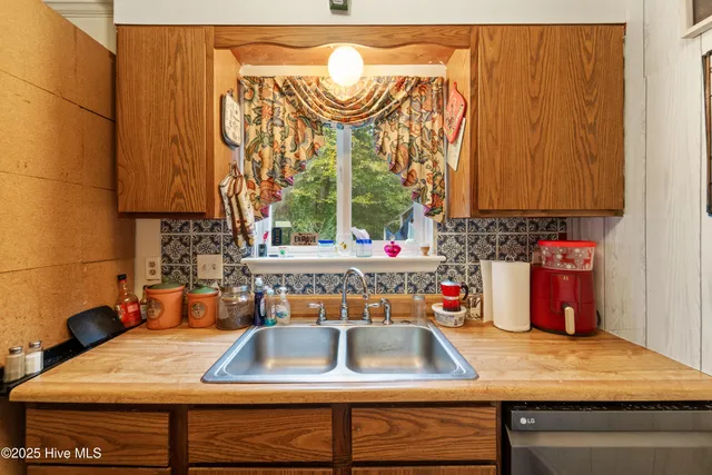 $158,000 | 114 North Onsville Place, Jacksonville, NC 28546