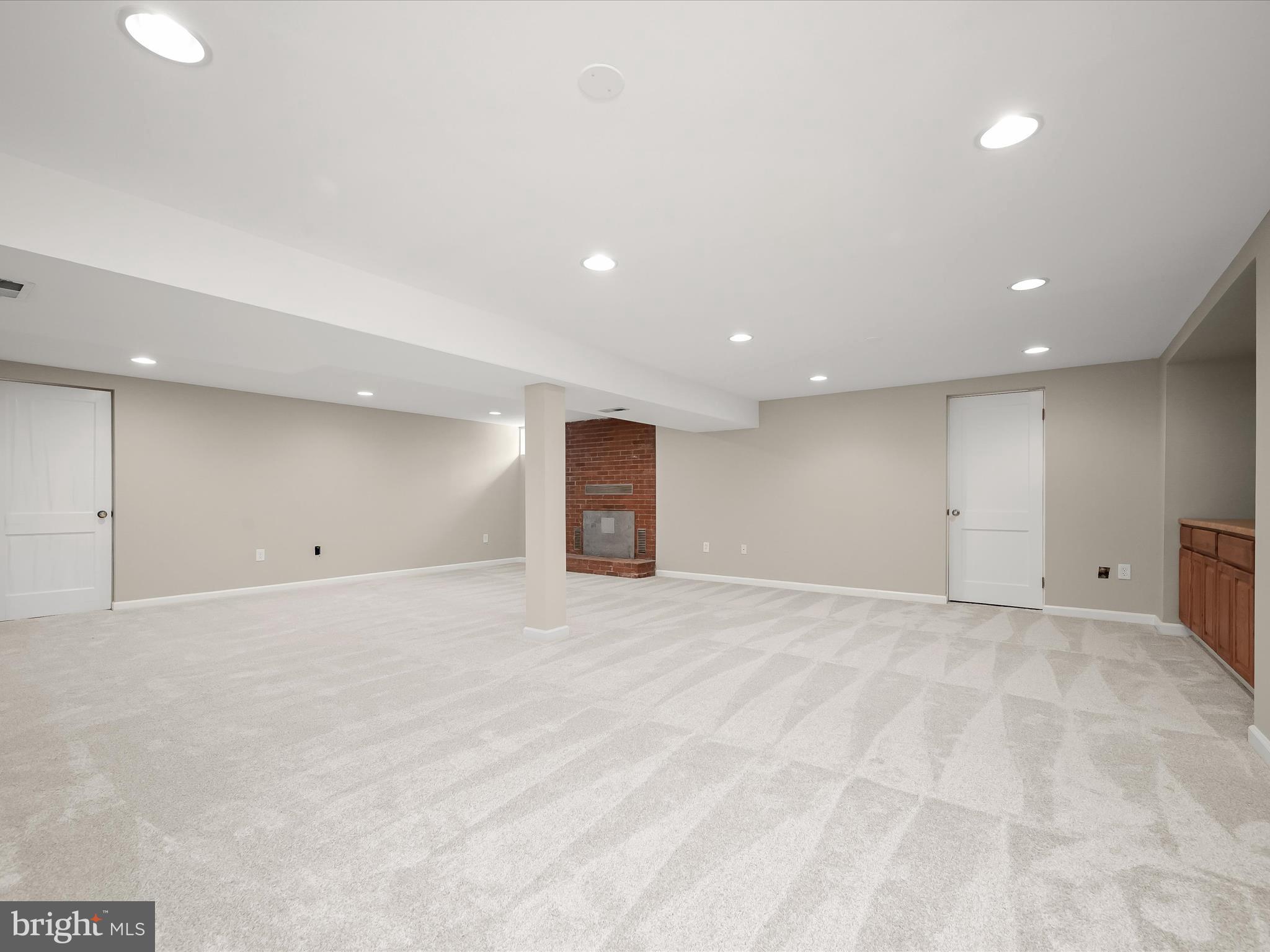 5922 Ridge Road Mount Airy, MD 21771 - Photo 37 of 63 New Carpet