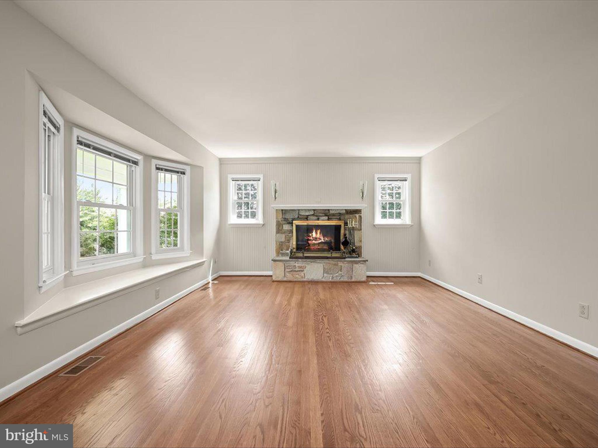 5922 Ridge Road Mount Airy, MD 21771 - Photo 8 of 63 Hardwood Floors